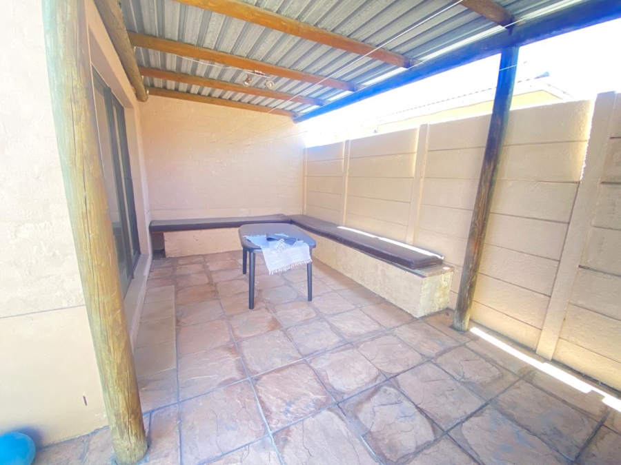 2 Bedroom Property for Sale in Hunters Creek Western Cape